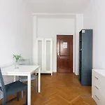 Rooms Nearto Main Square